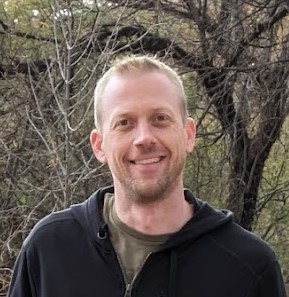 Justin Strong headshot